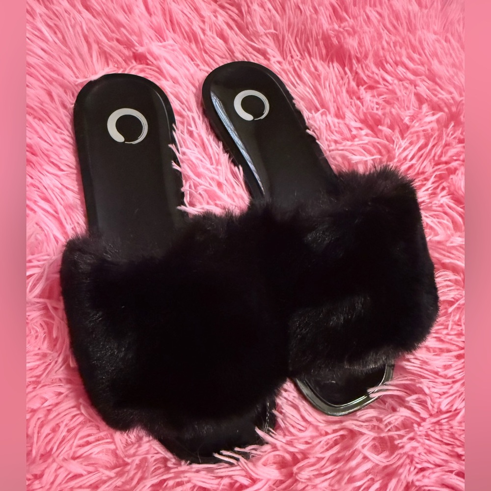 Black Furry Slide Sandals